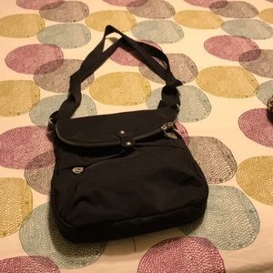 Baggallini mini black crossbody bag!